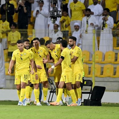 شاهد.. الوصل يهزم العين بثلاثية ويتصدر الدوري الإماراتي مؤقتاً