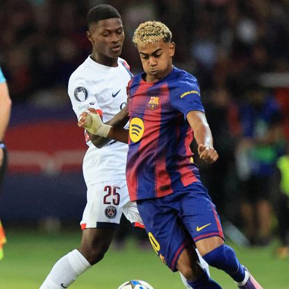 هل يرفض برشلونة استدعاء يامال للمنتخب الإسباني؟