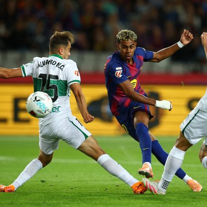 لامين يامال يستهدف افتراس "ضحية" جديدة خلال تمثيل برشلونة