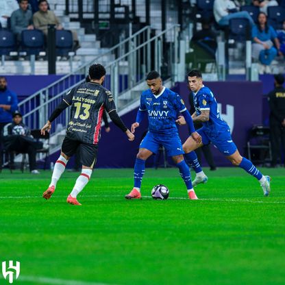 مالكوم الأفضل وبونو بين الأسوأ في مباراة الهلال والرائد