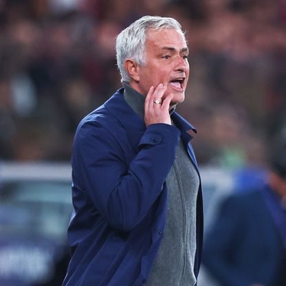جوزيه مورينيو يطالب ريال مدريد بـ5 صفقات لدعم الوسط والدفاع