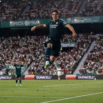 ماذا قال كارلوس إسبي عن تجربته الجديدة مع ريال مدريد؟