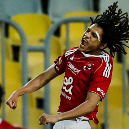 أوتاكا يقود الأهلي لإسقاط سموحة وتصدر الدوري المصري مؤقتاً