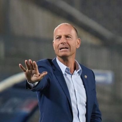 الأهلي المصري يقرر الانفصال عن المدرب توروب بعد نهاية الموسم