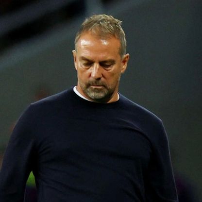 هانزي فليك يكشف سر تفوق أكاديمية برشلونة