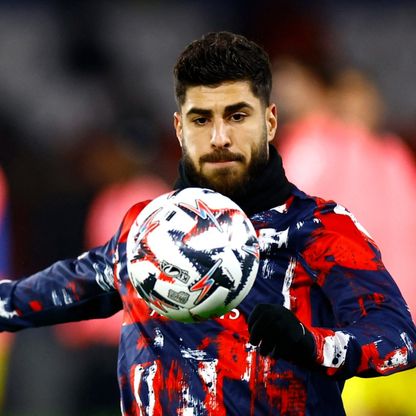 أستون فيلا يقترب من التعاقد مع أسينسيو على سبيل الإعارة