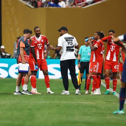 كومباني مدرب بايرن غاضباً: أشعر بالعجز.. ودمي لا يزال يغلي