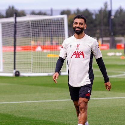 كومبيوتر الدوري الإنجليزي يصدم محمد صلاح في صراع الهداف