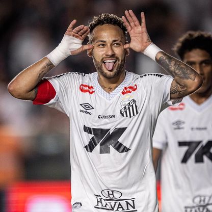 شاهد.. نيمار يتجاهل الأطباء ويصنع السحر وجمهور سانتوس مذهول