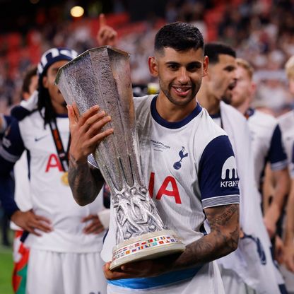 توتنهام يعلن قائده الجديد بعد رحيل سون