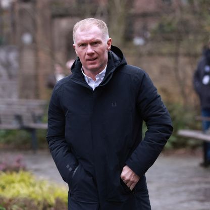 بول سكولز يبتعد عن التعليق لرعاية نجله