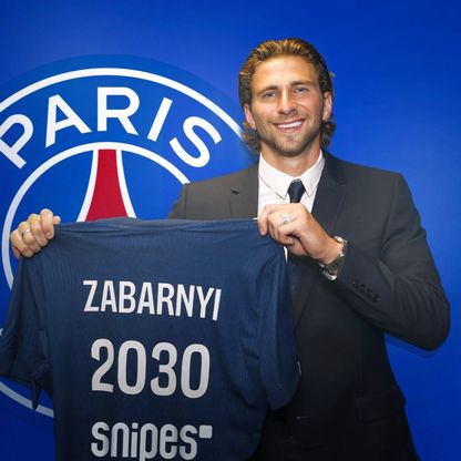 سان جيرمان يدعم صفوفه بالمدافع الأوكراني زابارني