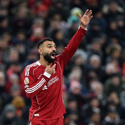 جيرارد أسطورة ليفربول يطالب صلاح بالتراجع عن تصريحاته