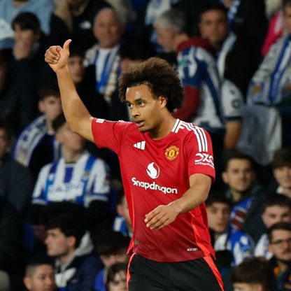 بعد إصابة لوكاكو.. كونتي يعثر على مهاجم بديل من مانشتر يونايتد