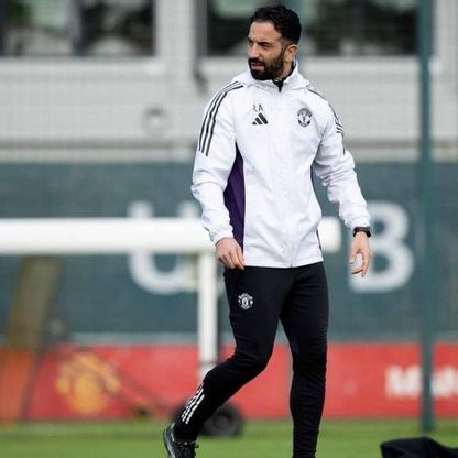 أموريم يصف عامه الأول مع يونايتد "برحلة مليئة بالتقلبات"