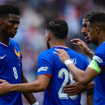 تشواميني: مهاجمو فرنسا استثنائيون ومبابي لا يتأثر بالنقد