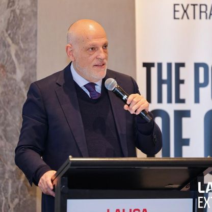 تيباس يتهم سان جيرمان وسيتي بالاحتيال على قانون اللعب المالي النظيف