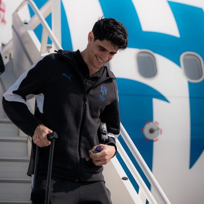 ياسين بونو يثير الشكوك حول استمراره في الهلال.. حلم الطفولة يغريه