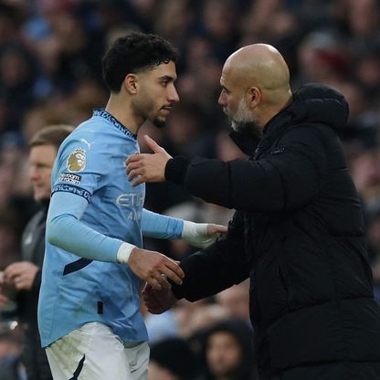 رغم العروض.. عمر مرموش يفضل الاستمرار مع مانشستر سيتي