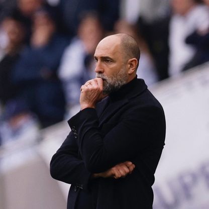 لم يهرب من الصحفيين.. إيغور تودور مدرب توتنهام في حالة حداد