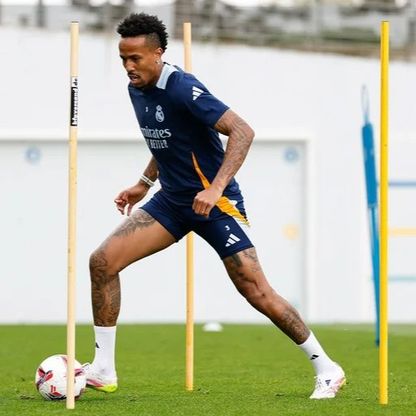 متى يعود ميليتاو لإنقاذ دفاع ريال مدريد؟