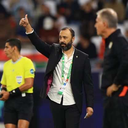 السكتيوي يشكر لاعبي المغرب على تحمل طرد حمد الله أمام عُمان