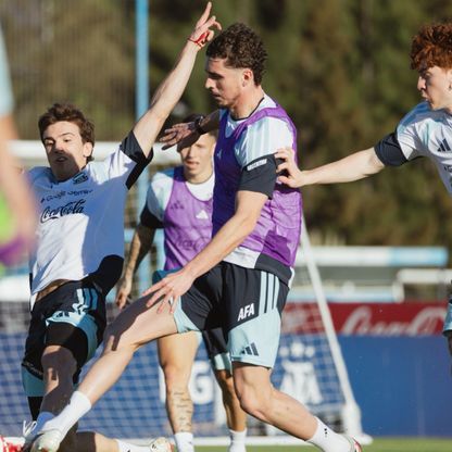 الرباط الصليبي يحرم الأرجنتين من هداف الدوري الفرنسي في المونديال