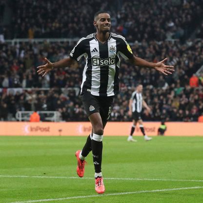 نيوكاسل يصدم إيزاك بقرار جديد حول الانتقال إلى ليفربول