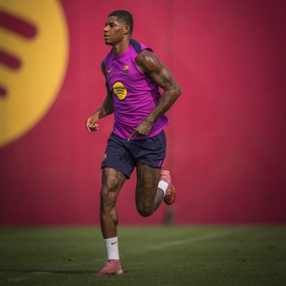 راشفورد: يامال أعظم موهبة وبرشلونة قادر على إحراز كل الألقاب