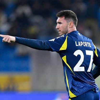 لابورت مدافع النصر يرفض "جميع عروض" بلباو