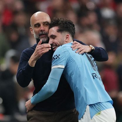 شاهد.. استعراض ريان شرقي يثير جنون غوارديولا