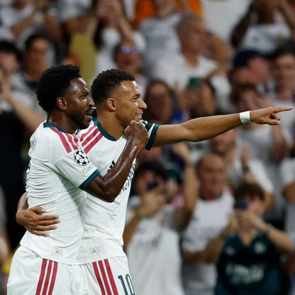 ماركا: لاعبو ريال مدريد يواجهون صافرات الاستهجان بهدوء