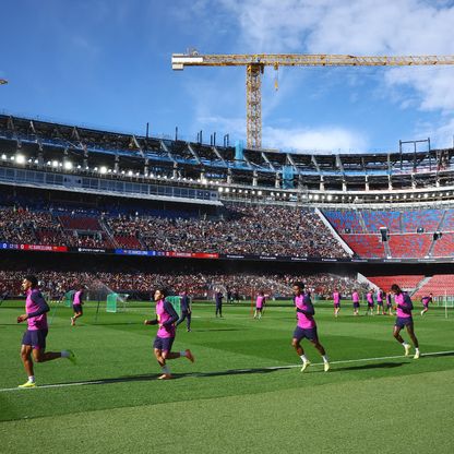 فرحة مزدوجة لبرشلونة: العودة إلى "كامب نو" ومشاركة جوان غارسيا بالتدريب