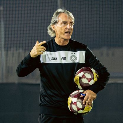 روبرتو مانشيني: الوضع الحالي لا يليق بالسد القطري ولا أعد بألقاب الآن