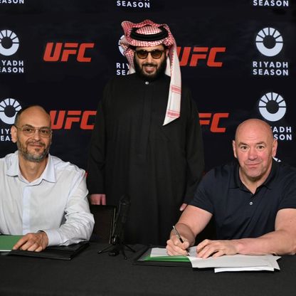موسم الرياض يوقع اتفاقية شراكة مع منظمة فنون القتال المختلطة