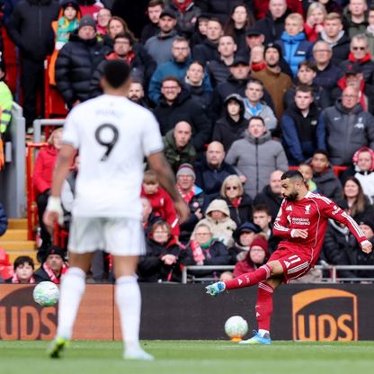 بفضل هدفي صلاح وريو.. ليفربول يقطع خطوة نحو دوري أبطال أوروبا