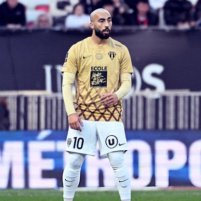 آنجيه يرسل نجمه الجزائري حيماد عبدلي للتدرب مع الرديف.. ما السبب؟