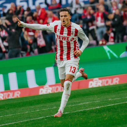 غوارديولا ينافس برشلونة على نجم كولن اللبناني الأصل