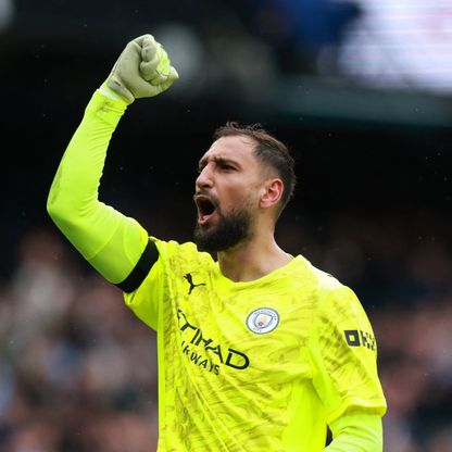 جيانلويجي دوناروما يفوز بجائزة أفضل حارس في 2025