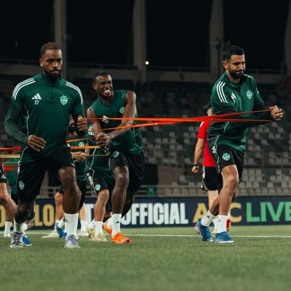 الهلال والأهلي في الإمارات.. مواعيد مباريات اليوم الاثنين 9 فبراير 2026