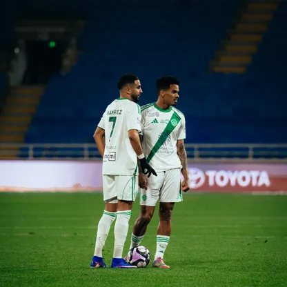 رياض محرز نجم الأهلي في مباراة الخلود بالدوري السعودي - 17 يناير 2026