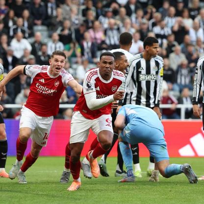 أرسنال يستعين بـ"سلاح ليفربول" ويصعق نيوكاسل ويقترب من القمة