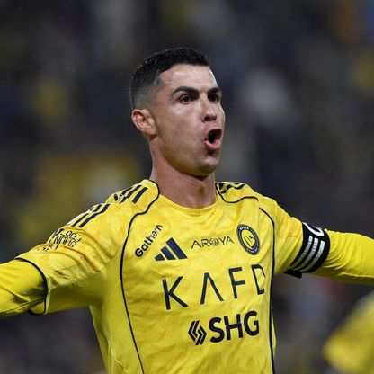 شاهد.. كريستيانو رونالدو يسجل بكعب القدم ويصل للهدف رقم 956