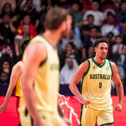 أستراليا تطيح بالصين وتحرز لقباً ثالثاً توالياً بكأس آسيا لكرة السلة