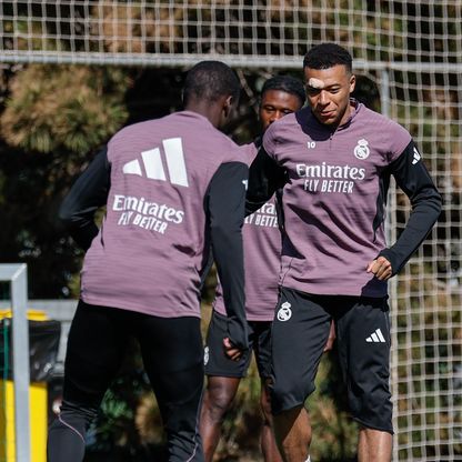 هل يرتدي كيليان مبابي قناعاً للوجه أمام بايرن ميونيخ في أبطال أوروبا؟