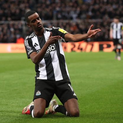 كيف يستطيع ليفربول ضم إيزاك بعد إنفاق 171 مليون استرليني؟