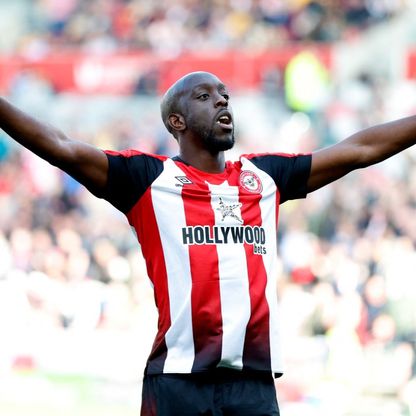 نيوم يُفاجئ الإنجليز بمفاوضة يوان ويسا ولاعب شاب من موناكو