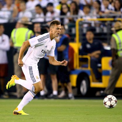 دنيس تشيريشيف: كنت غبياً بعدما رحلت عن ريال مدريد رغم وعد زيدان