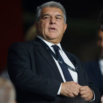 برشلونة كاد يشهر إفلاسه.. عجز بـ450 مليون يورو ورواتب ضخمة