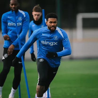 رييس جيمس قائد تشيلسي في التدريب قبل مباراة باريس سان جيرمان - 10 مارس 2026